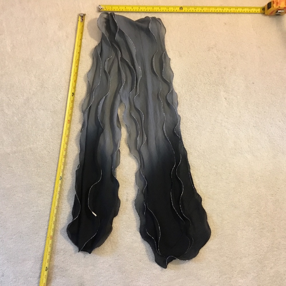 Black and grey hombre scarf